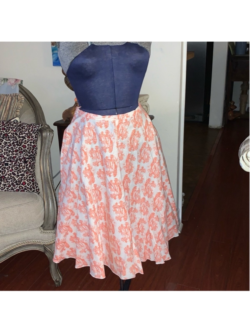 Women's Dish Skirt Small White Coral